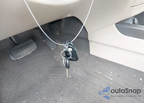 2010 Hyundai Elantra Gls z USA, uszkodzony, nr VIN KMHDU4AD5AU048484